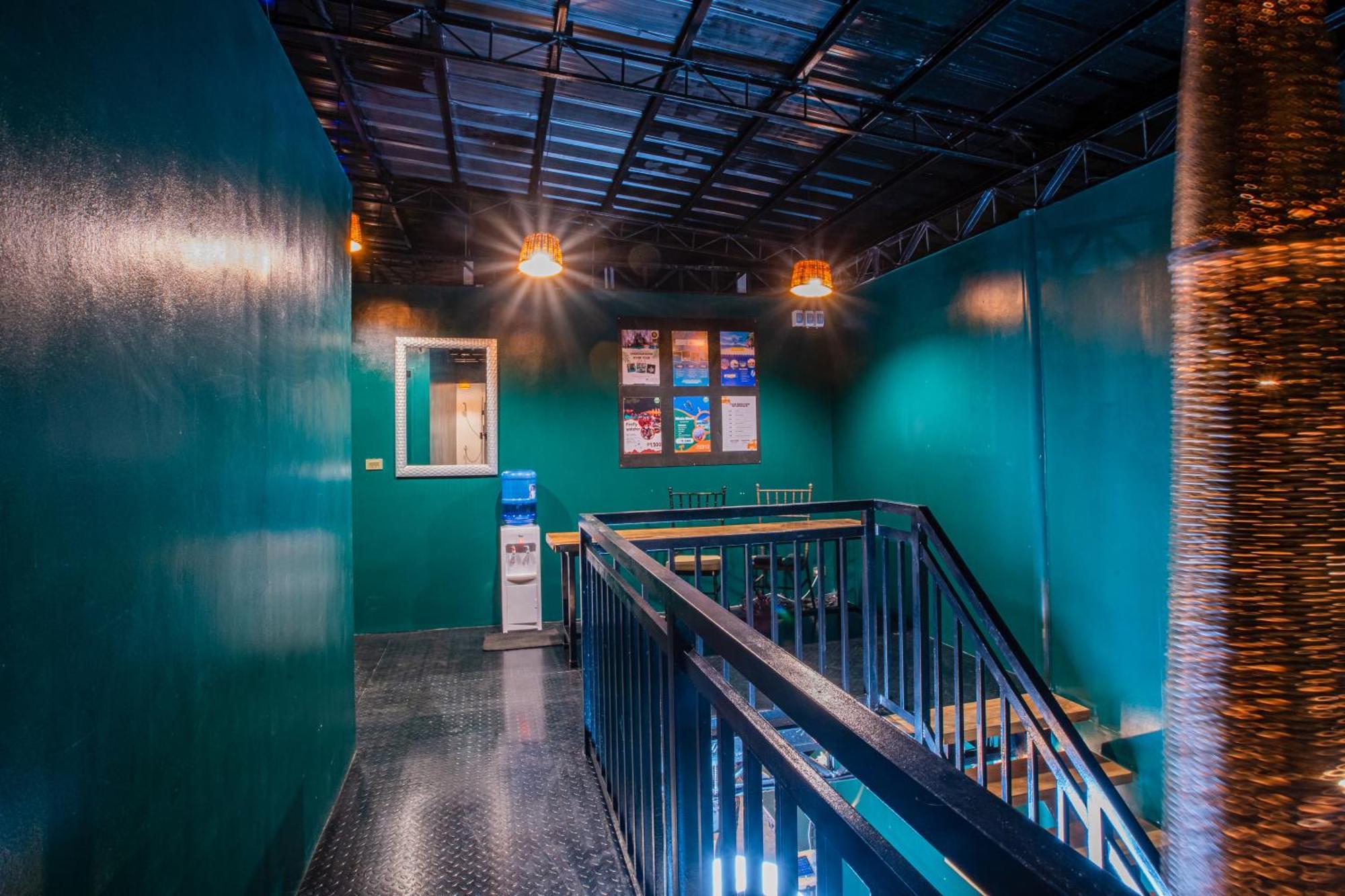 Lartista Hostel プエルト・プリンセサ エクステリア 写真