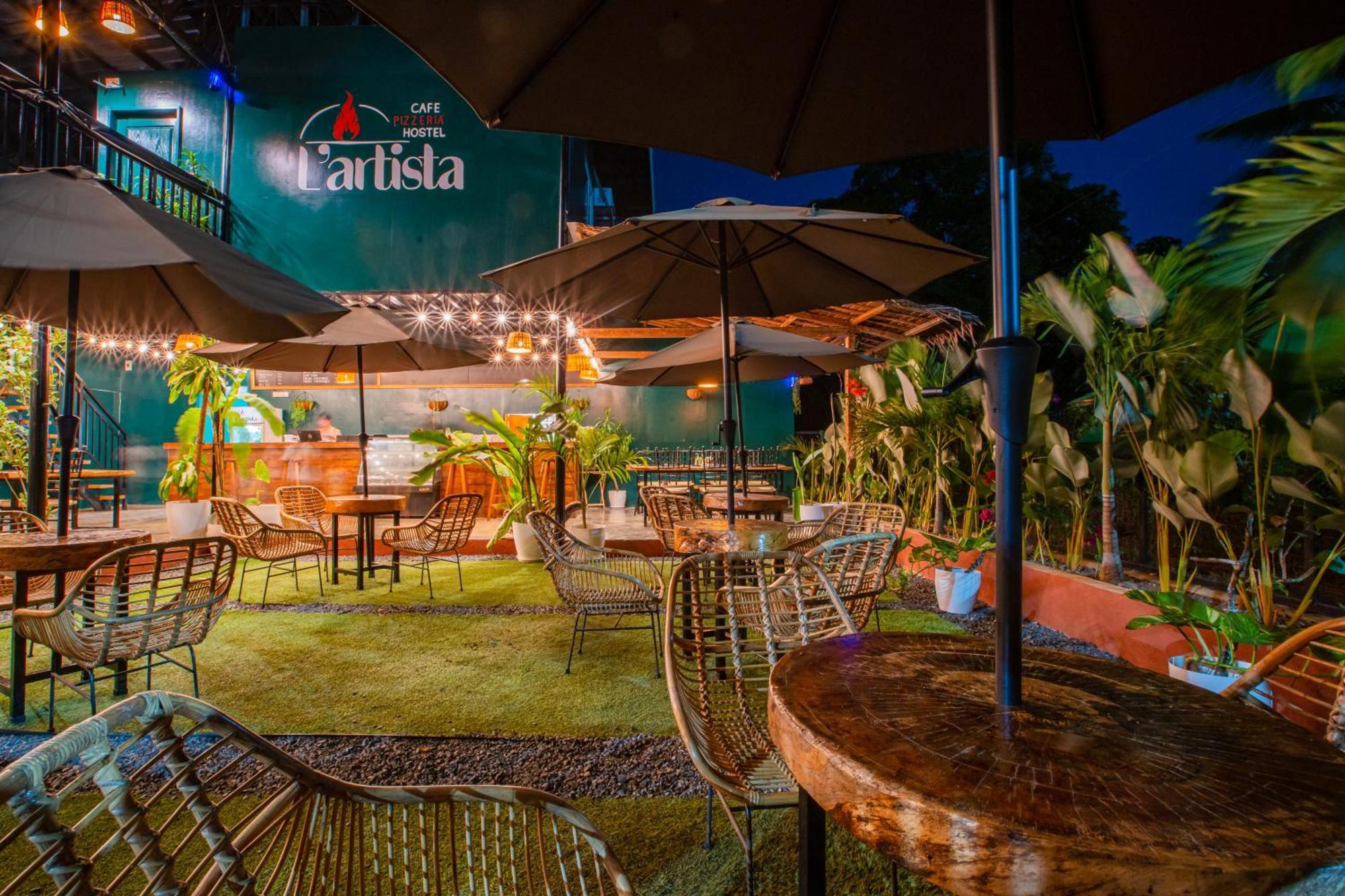 Lartista Hostel プエルト・プリンセサ エクステリア 写真