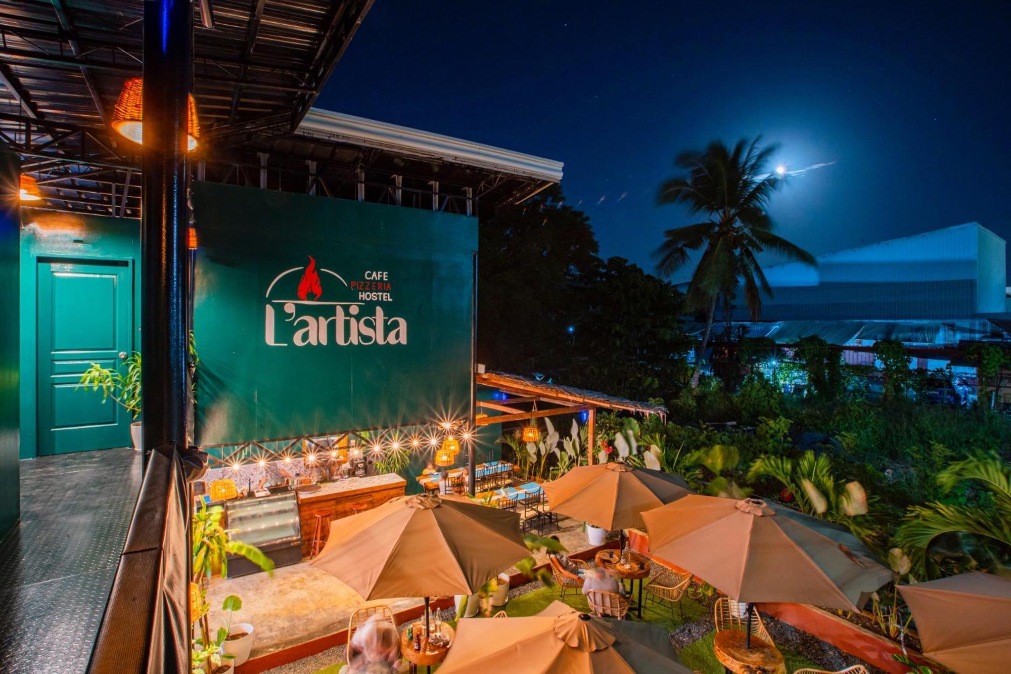 Lartista Hostel プエルト・プリンセサ エクステリア 写真