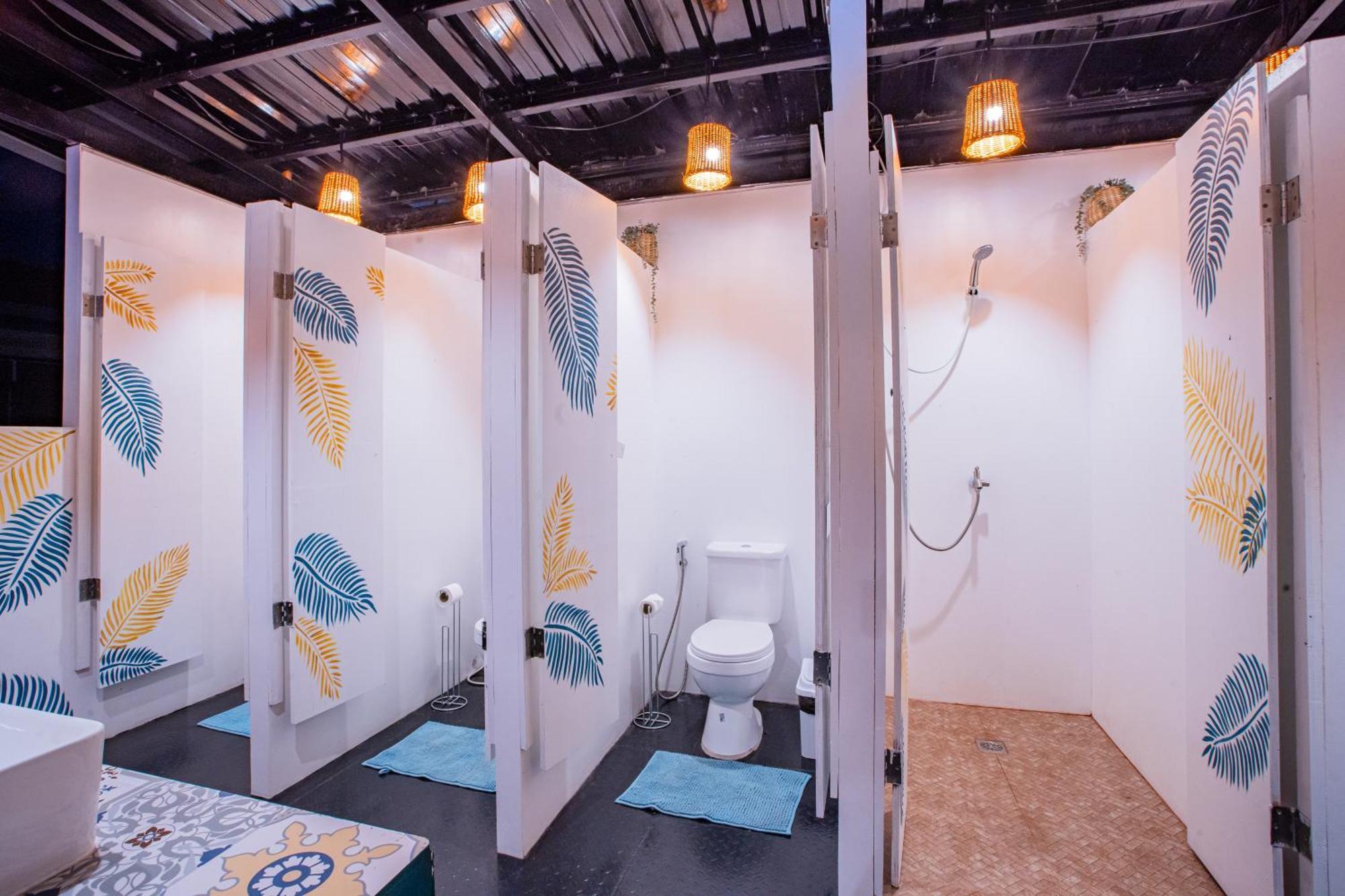 Lartista Hostel プエルト・プリンセサ エクステリア 写真